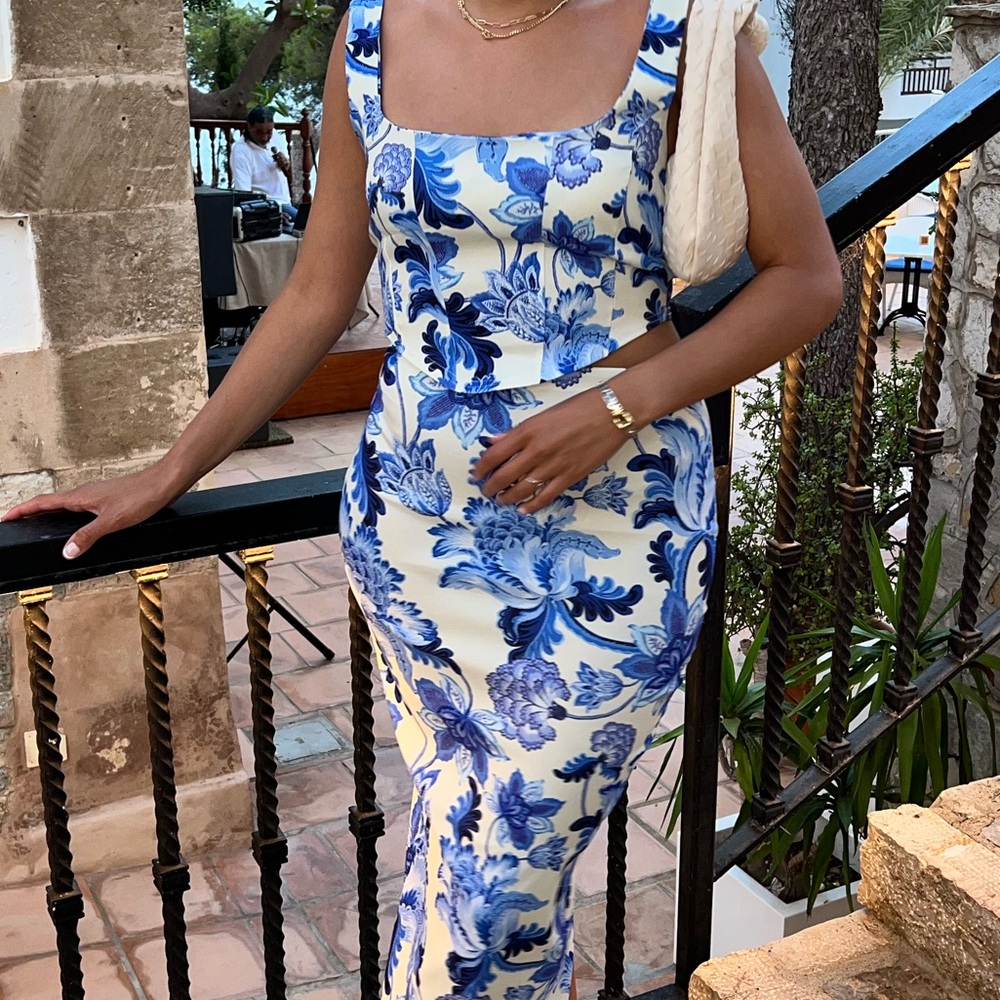 Floral Blue and White set